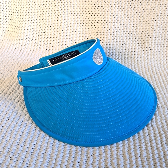 Women's Wide Brim Visor Cap, Adjustable - Picture 2 of 9